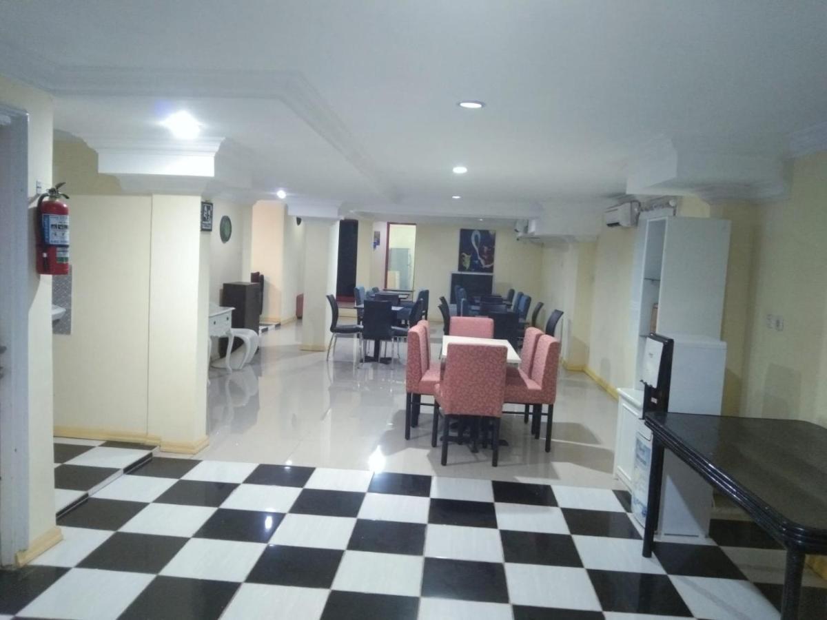 Hatta Hotel Bengkulu Esterno foto
