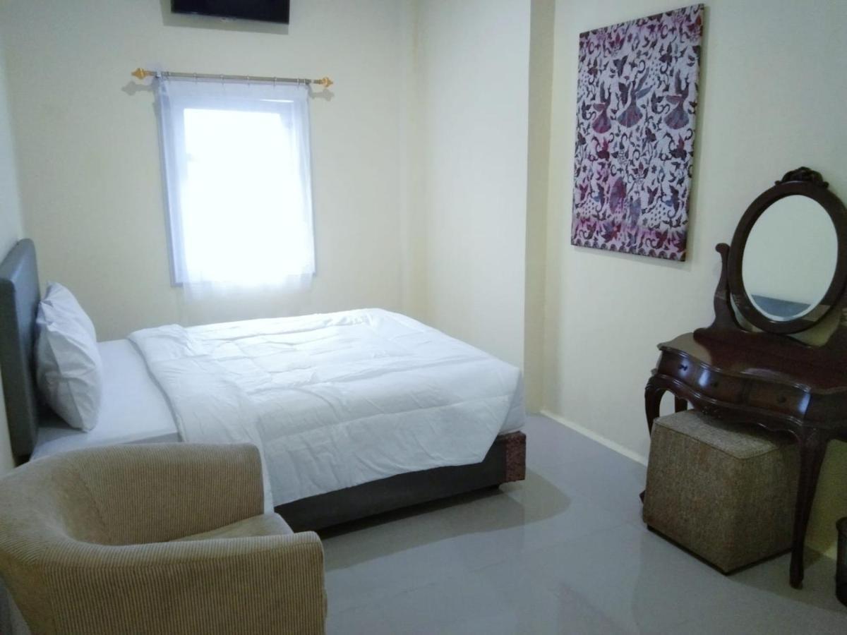 Hatta Hotel Bengkulu Esterno foto